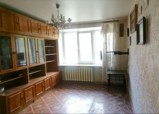 Продам трехкомнатную квартиру, 50 м2, Саратов, Пензенская улица, 1А