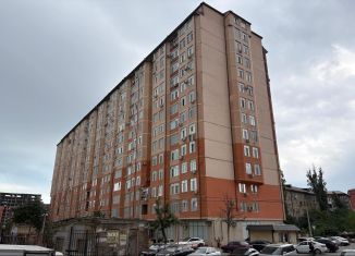 Продам двухкомнатную квартиру, 80 м2, Махачкала, 2-й Сергокалинский тупик, 6к1