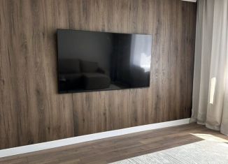 Продаю 2-ком. квартиру, 60 м2, Кропоткин, 1-й микрорайон, 48