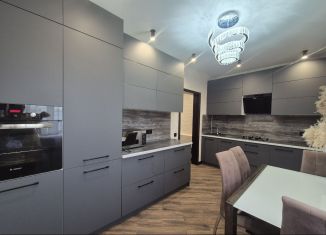 Продам трехкомнатную квартиру, 104 м2, Пенза, улица Бакунина, 80А