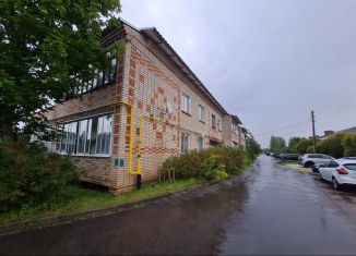 Продаю 2-ком. квартиру, 43.4 м2, Малая Вишера, Школьная улица, 16