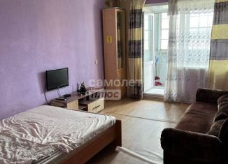Продаю 1-комнатную квартиру, 38 м2, Чита, улица Богомягкова, 65