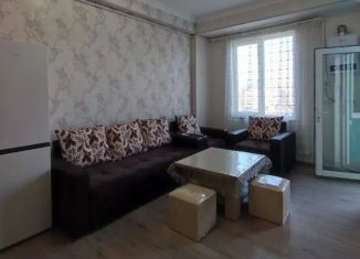 2-ком. квартира в аренду, 42 м2, Усть-Лабинск, Колхозная улица, 80