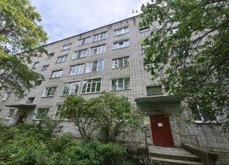 Однокомнатная квартира на продажу, 31.5 м2, Гатчина, улица Киргетова, 13