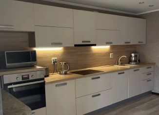 Продам 3-комнатную квартиру, 103 м2, Саратов, Федоровская улица, 8