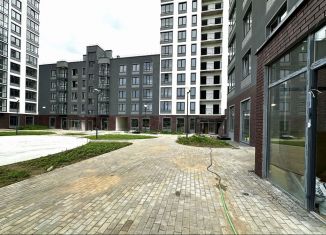 Продажа 2-комнатной квартиры, 70 м2, Смоленск