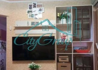 Продам 2-ком. квартиру, 40.2 м2, Новотроицк, Советская улица, 85