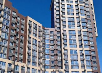 Продаю трехкомнатную квартиру, 68 м2, Республика Башкортостан, Коммунистическая улица, 109