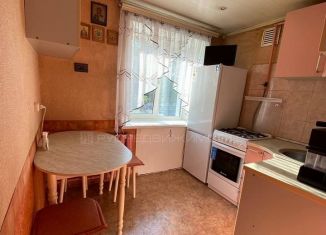 Продам 3-ком. квартиру, 54.4 м2, Киров, Октябрьский проспект, 108