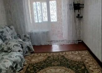 Продается трехкомнатная квартира, 62 м2, Буйнакск, микрорайон Дружба, 11