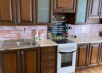 Продается 2-ком. квартира, 42 м2, Таганрог, улица Чехова, 326