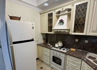 Трехкомнатная квартира в аренду, 62 м2, Грозный, бульвар Султана Дудаева, 7-й микрорайон