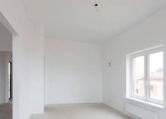 Продаю 3-ком. квартиру, 87 м2, Махачкала, проспект Насрутдинова, 158