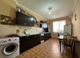 Продаю 2-комнатную квартиру, 60.6 м2, Краснодар, Средняя улица, 92, микрорайон Сады Калинина