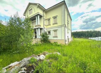 Продается дом, 1000 м2, деревня Сонино