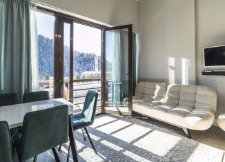 Продам 3-ком. квартиру, 71.1 м2, село Эстосадок, Эстонская улица, 27