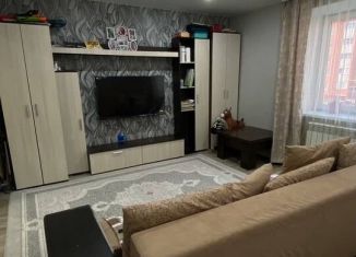 Продаю 2-ком. квартиру, 57.3 м2, Цивильск, улица Димитриева, 7