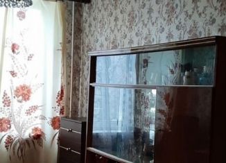 Сдаю в аренду 1-ком. квартиру, 35 м2, Колпино, Пролетарская улица, 54