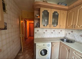 Продам 4-ком. квартиру, 60 м2, Йошкар-Ола, улица Строителей, 3, 9-й микрорайон