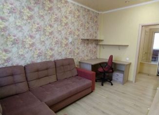 Аренда 1-ком. квартиры, 40 м2, посёлок городского типа Яблоновский, улица Гагарина, 159/1