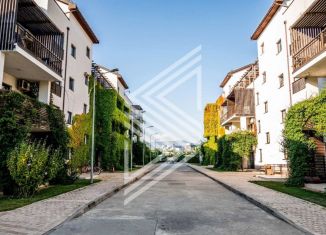 Продается трехкомнатная квартира, 150 м2, Сириус, Голубая улица, 3