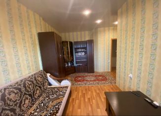 Продам двухкомнатную квартиру, 56.7 м2, Великие Луки, улица Софьи Перовской, 2