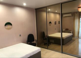 Сдам 1-комнатную квартиру, 35 м2, посёлок Коммунарка, микрорайон Эдальго, 4