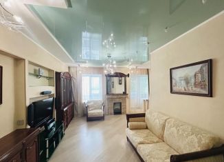 Сдам в аренду трехкомнатную квартиру, 65 м2, Березники, улица Карла Маркса, 20