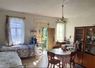 Продаю однокомнатную квартиру, 34 м2, Ялта, улица Яна Булевского, 15