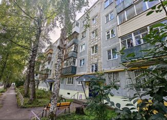 Сдается 2-ком. квартира, 46 м2, Сыктывкар, Коммунистическая улица, 70, Юго-Западный район