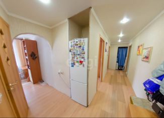 Продаю трехкомнатную квартиру, 58.2 м2, Шадринск, улица 4-го Уральского Полка, 46