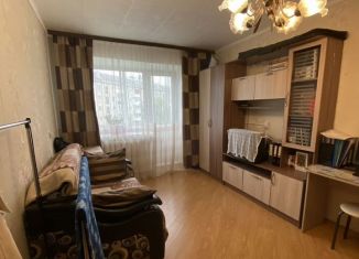 Продается однокомнатная квартира, 30 м2, Александров, улица Революции, 2