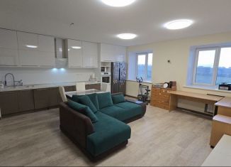 Трехкомнатная квартира в аренду, 73 м2, Саратов, Техническая улица, 7А