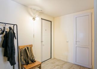 Четырехкомнатная квартира на продажу, 59.5 м2, Ялта, улица Кирова, 12