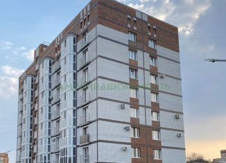 Продаю 1-ком. квартиру, 42 м2, Благовещенск, Амурская улица, 283