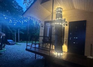 Сдам в аренду дом, 33 м2, село Архыз, улица Ленина, 19А