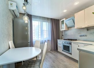 Продажа 2-ком. квартиры, 46.9 м2, Краснодар, улица Думенко, 14, микрорайон Юбилейный