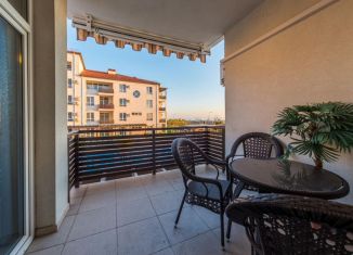 Продаю 2-ком. квартиру, 72.5 м2, Сириус, Голубая улица, 3