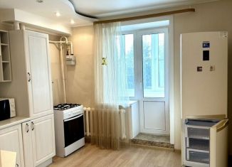 Продажа 1-ком. квартиры, 35 м2, Боровичи, Сушанская улица, 29