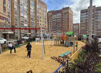 Продаю 1-ком. квартиру, 40 м2, Йошкар-Ола, Воскресенский проспект, 1, микрорайон Молодёжный