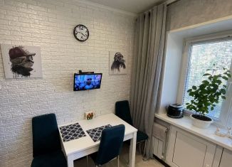 Сдача в аренду двухкомнатной квартиры, 46 м2, Саратов, Астраханская улица, 120