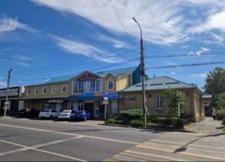 Торговая площадь на продажу, 275 м2, Майкоп, Курганная улица, 197