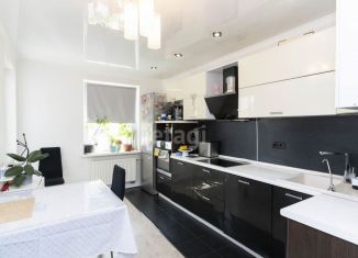 3-комнатная квартира на продажу, 74.6 м2, Тюмень, улица Михаила Сперанского, 37, ЖК Видный