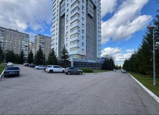 Сдам офис, 708 м2, Республика Башкортостан, улица Рудольфа Нуреева, 21