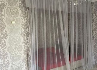 Сдам 1-комнатную квартиру, 35 м2, Армавир, улица Каспарова, 1