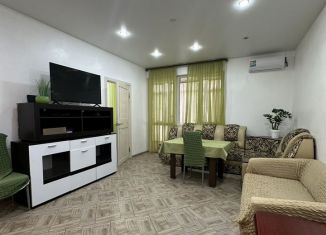 Трехкомнатная квартира на продажу, 54 м2, Сочи, Туапсинская улица, 8, микрорайон Завокзальный