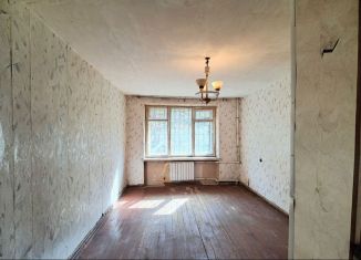 Продаю 1-комнатную квартиру, 31.5 м2, Ломоносов, улица Победы, 9