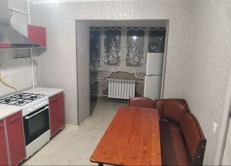 Сдаю 2-комнатную квартиру, 50 м2, Темрюк, Октябрьская улица, 76