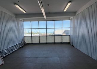 Аренда помещения свободного назначения, 40 м2, Махачкала, улица Эмирова, 10, Кировский внутригородской район