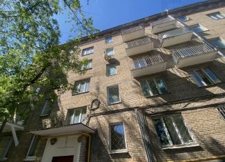 Продаю квартиру студию, 11.2 м2, Москва, Азовская улица, 16